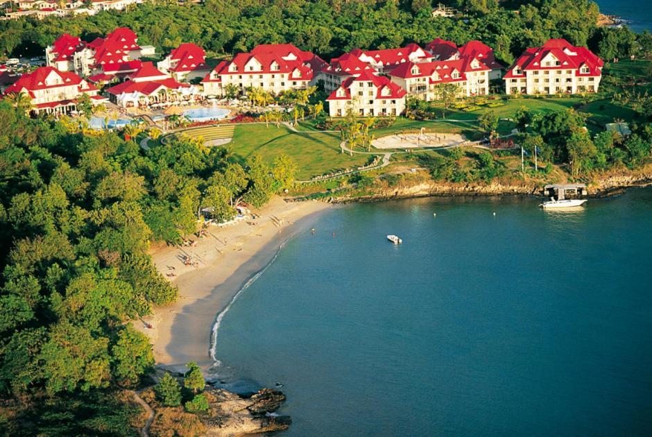 Au Beau Village Studio Avec Piscine Magnifique Сент-Люс Экстерьер фото